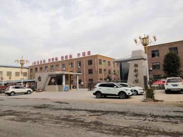 那種A級(jí)防火保溫板物美價(jià)廉？咨詢朝欽節(jié)能生產(chǎn)廠家，都是出廠價(jià)