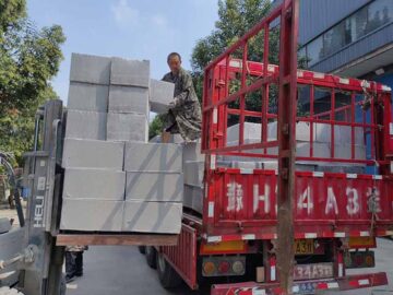 A級(jí)防火保溫板出廠價(jià)，量大從優(yōu)，A級(jí)保溫板生產(chǎn)廠家朝欽節(jié)能